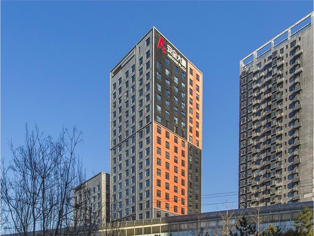 汕尾体育用品硅胶泳衣